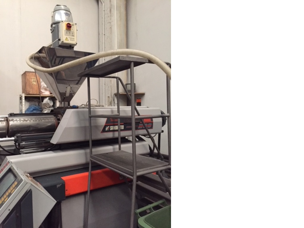 Presse a iniezione per plastica in vendita