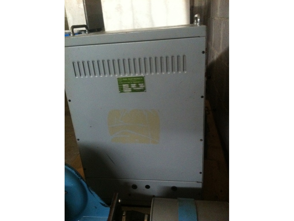 STABILIZZATORE DI TENSIONE C.A. PAN ELETTRONICA - mod. ESP4700 VA (Cod. IND-PR-STAB-1) in vendita - foto 3
