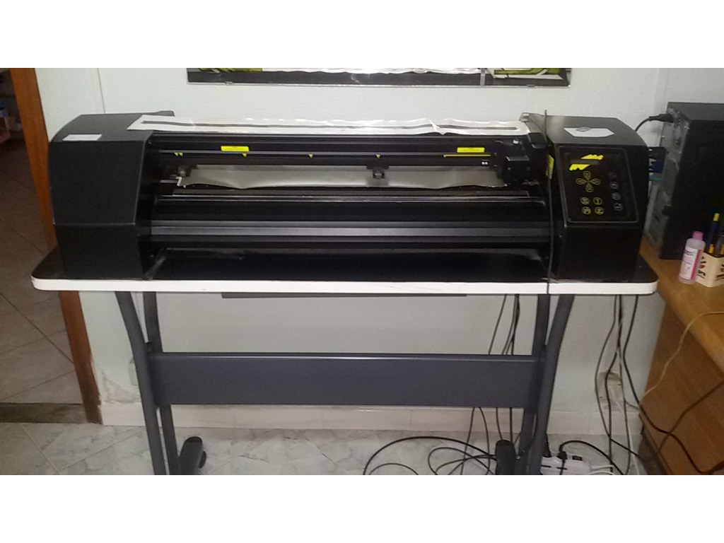 PLOTTER DI TAGLIO SUMMAGRAPHICS MOD.T750 in vendita - foto 2