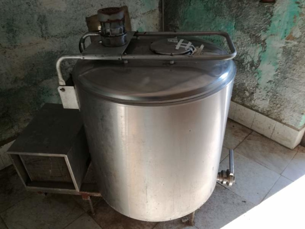 Refrigeratore Latte Frigolatte 250 Litri Alimenti Usato Ovini Pecore in vendita - foto 3