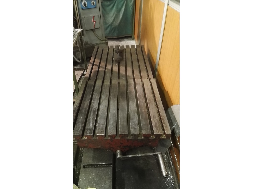 Cubo in ghisa per trapano radiale o fresa in vendita - foto 1