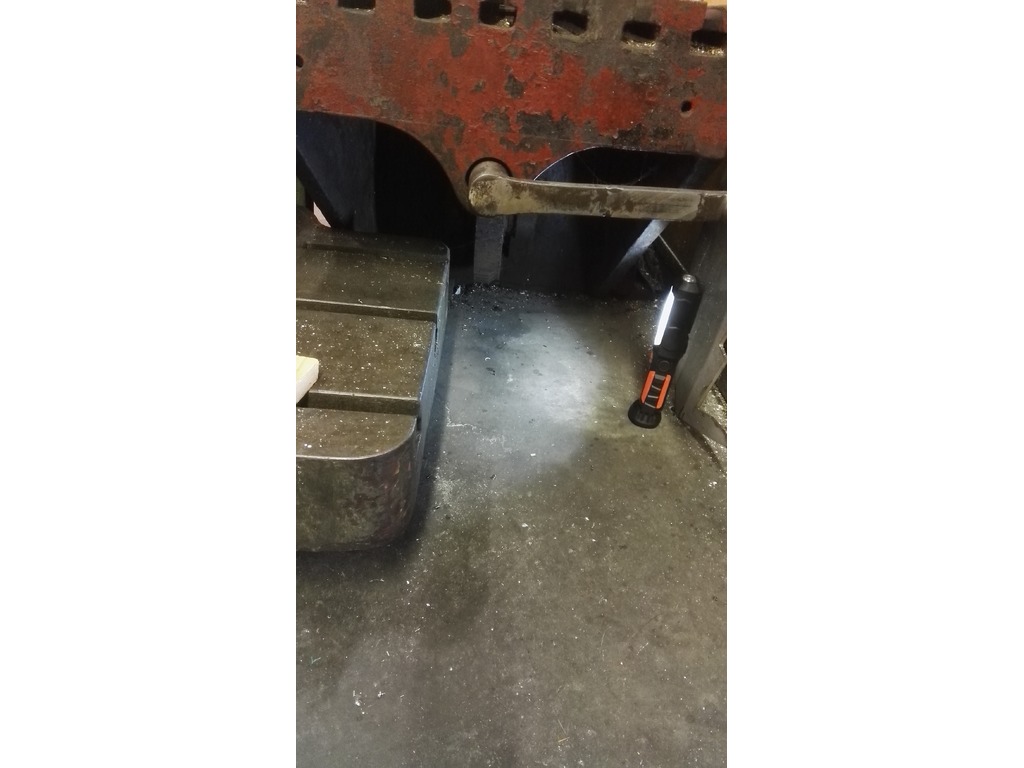Cubo in ghisa per trapano radiale o fresa in vendita - foto 3