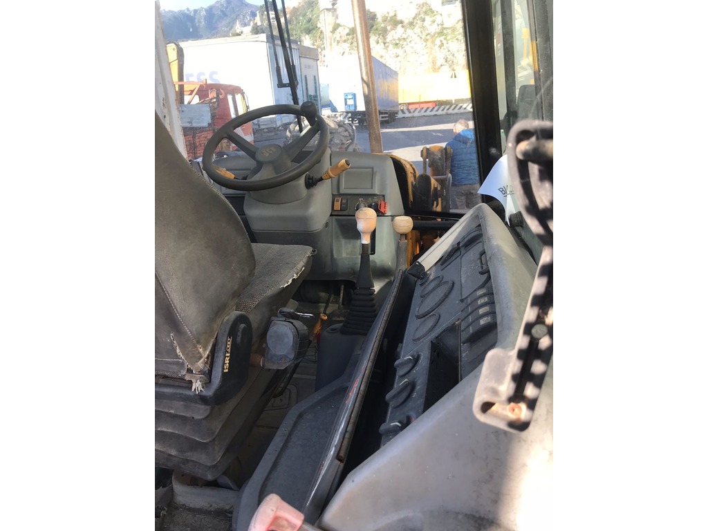 Escavatore JCB 3CX in vendita - foto 3