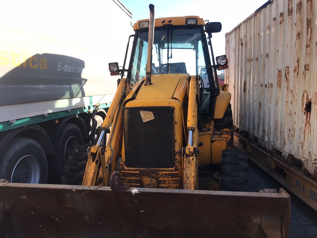 Escavatore JCB 3CX in vendita - foto 4