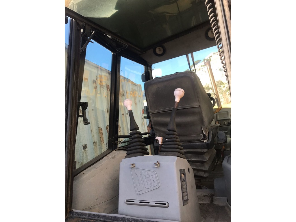 Escavatore JCB 3CX in vendita - foto 5