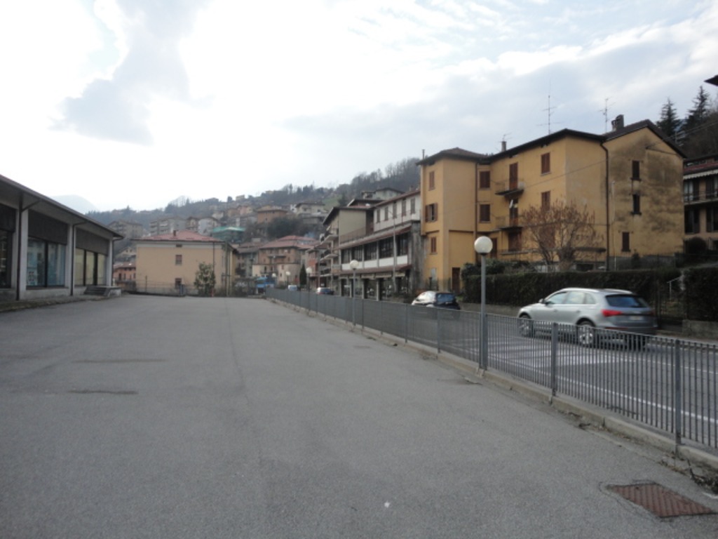 Immobile commerciale e artigianale in vendita - foto 1