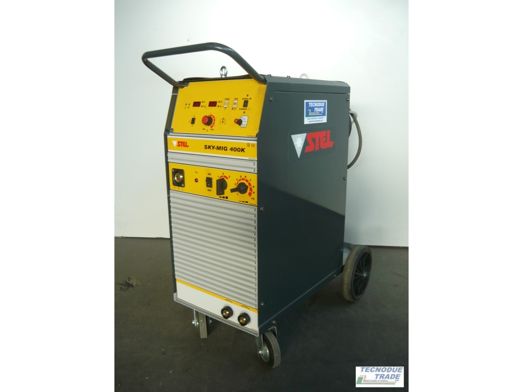 SALDATRICE A FILO SINERGICA MARCA STEL MOD. SKY MIG 400 K in vendita - foto 1