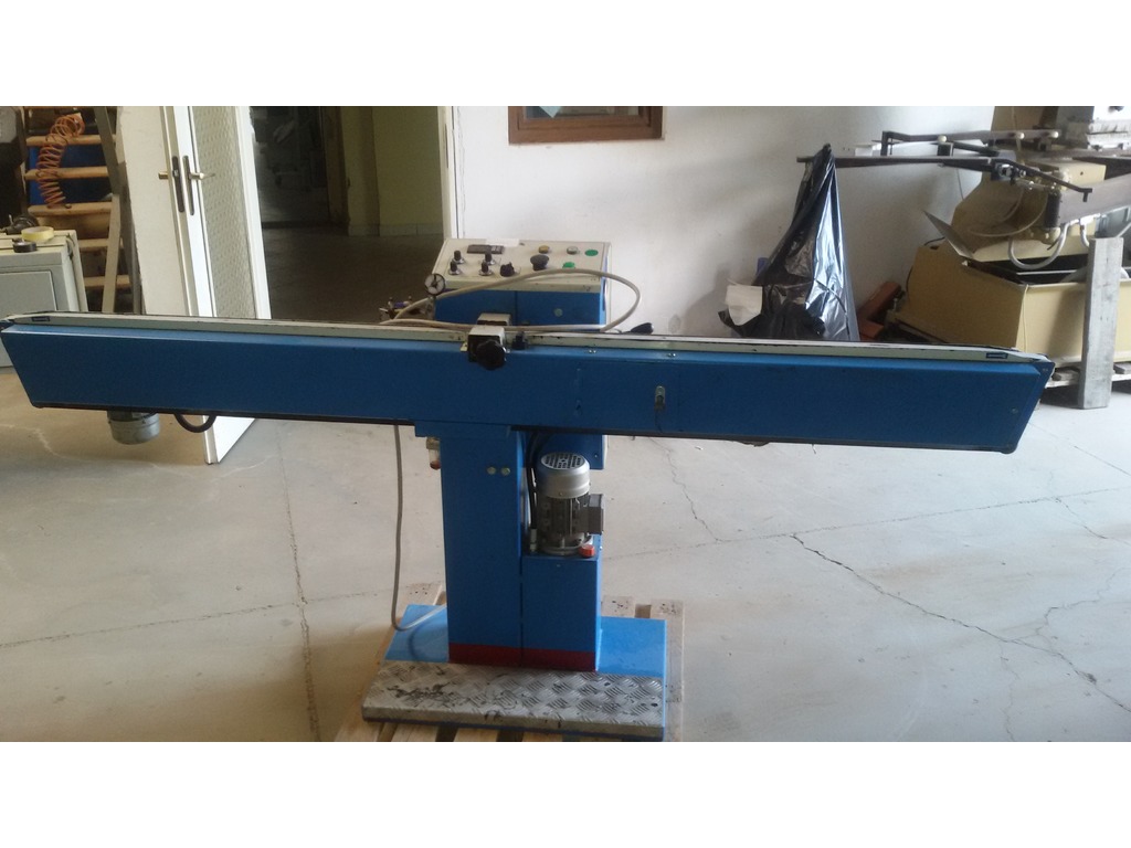 butilatrice per vetrocamera KG. 1 perfettamente funzionante in vendita - foto 1