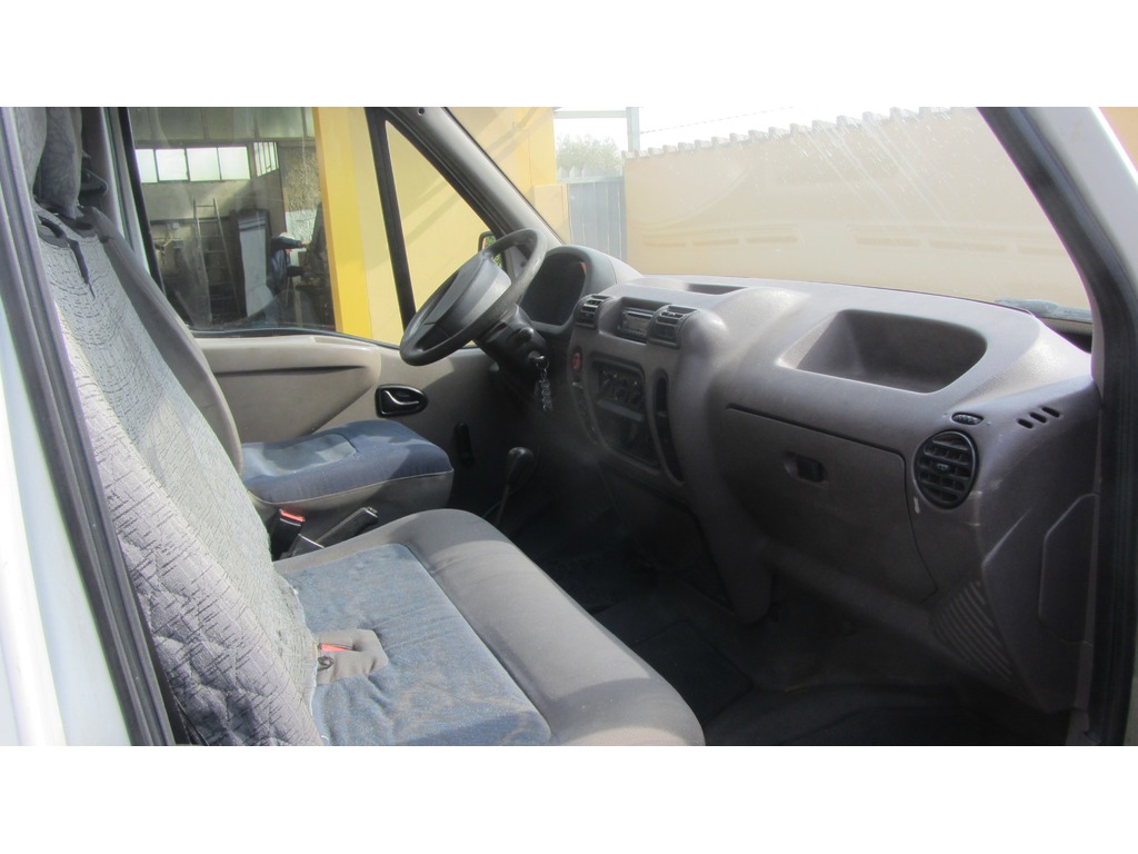 RENAULT MASTER T 28 in vendita - foto 4