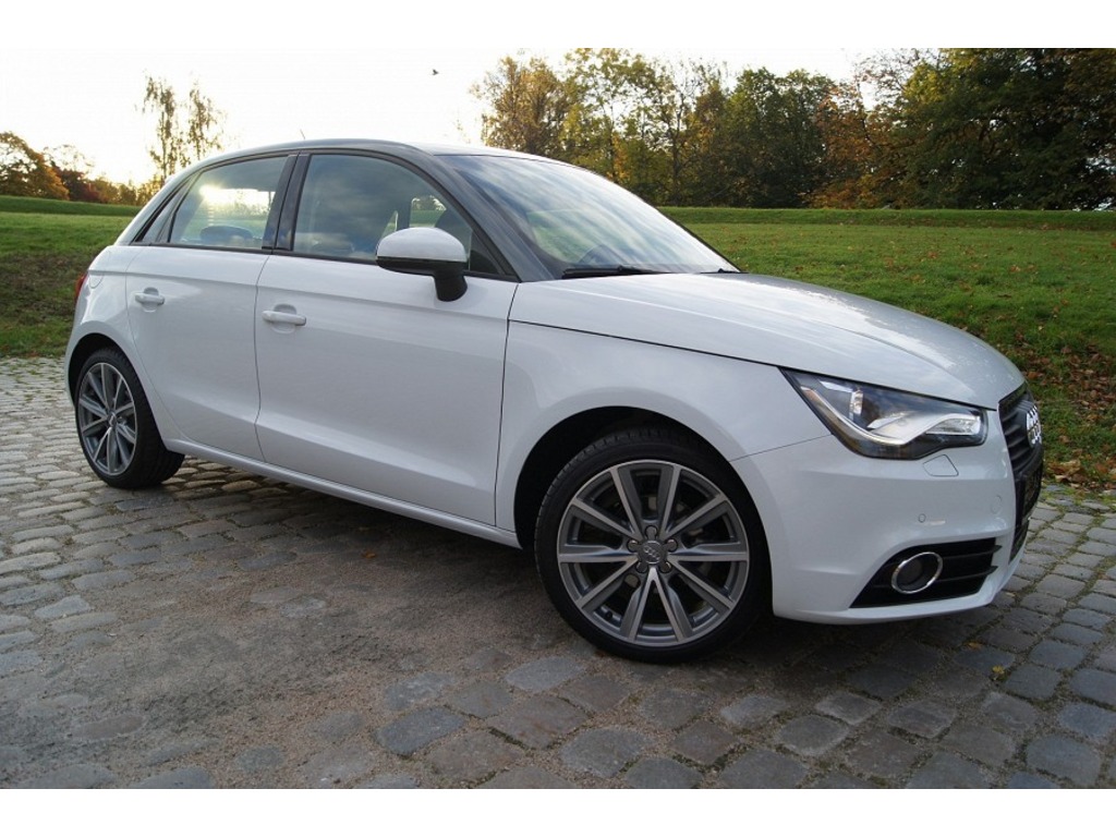 Audi A1 1.2 TFSI Ambition in vendita - foto 1