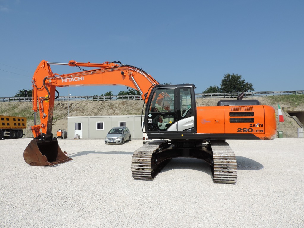 ESCAVATORE  HITACHI ZX 290 LCN-5B in vendita - foto 1