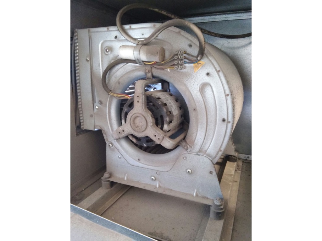 Aspiratore cassonato Rpm Hungaria K.f.t in vendita - foto 3