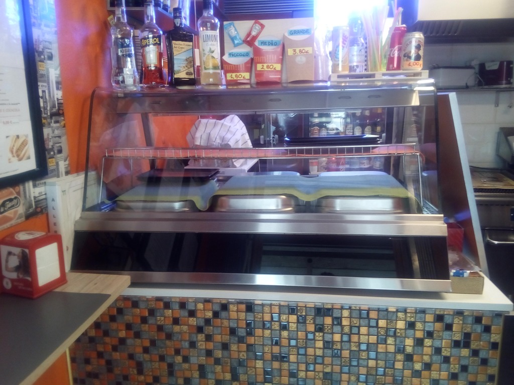 Attrezzature bar e ristoranti in vendita