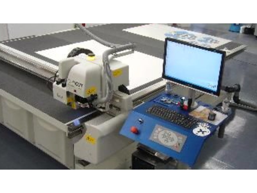 Plotter Kongsberg iXL 44 in vendita - foto 1