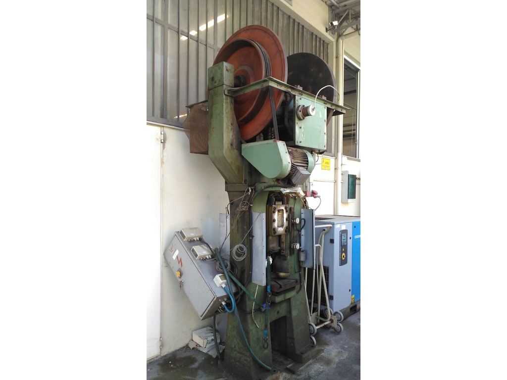 Bilanciere a frizione Molveno Dellavia 100 t in vendita - foto 1