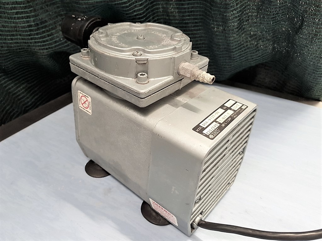POMPA DA VUOTO - GAST Mod. DOA-V137-BN (cod. MF-PR-POM-87) in vendita - foto 2