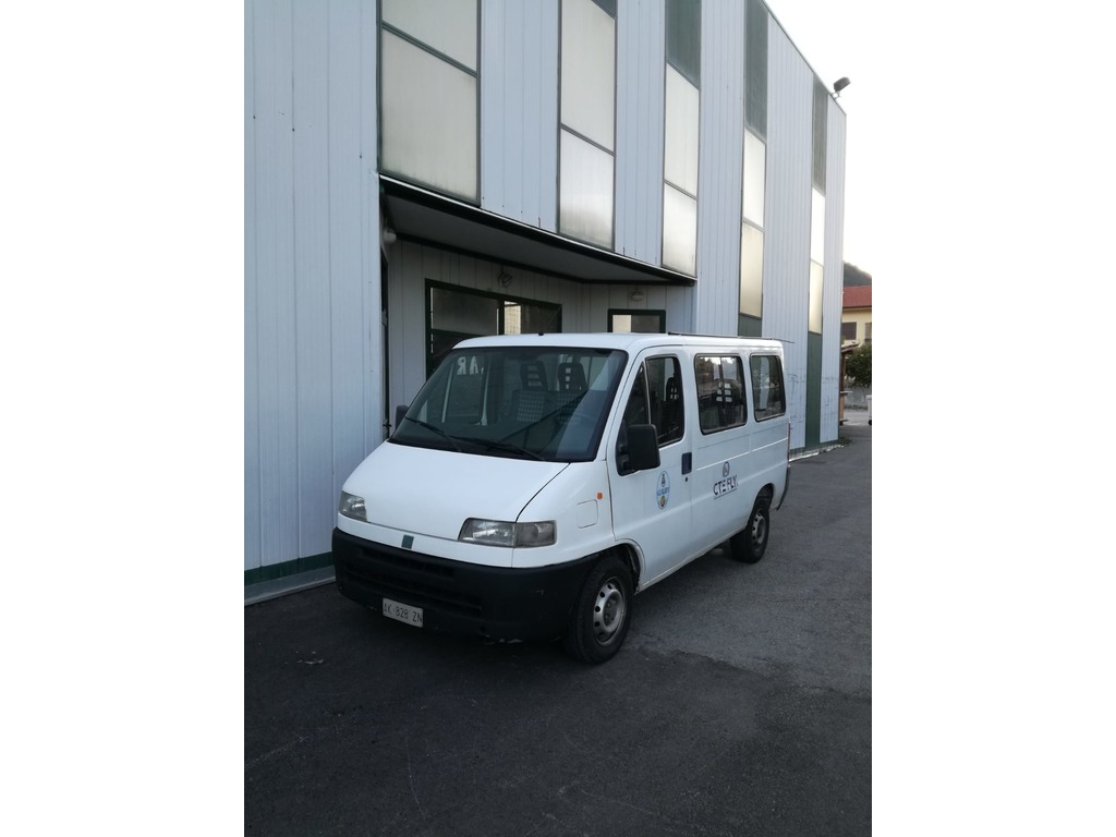 VENDO PULMINO 9 POSTI in vendita - foto 2