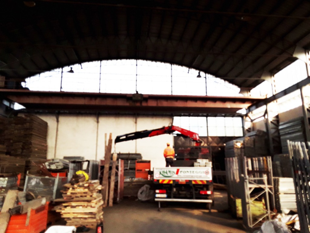 Logistica in vendita