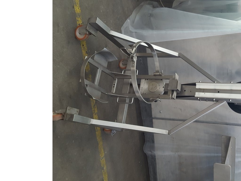 CARRELLO PORTAFUSTINI CON RIBALTATORE (COD. MF-PK-CARR-18) in vendita - foto 1