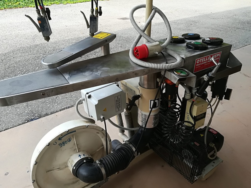 SMACCHIATRICE NEPI CON COMPRESSORE in vendita - foto 1