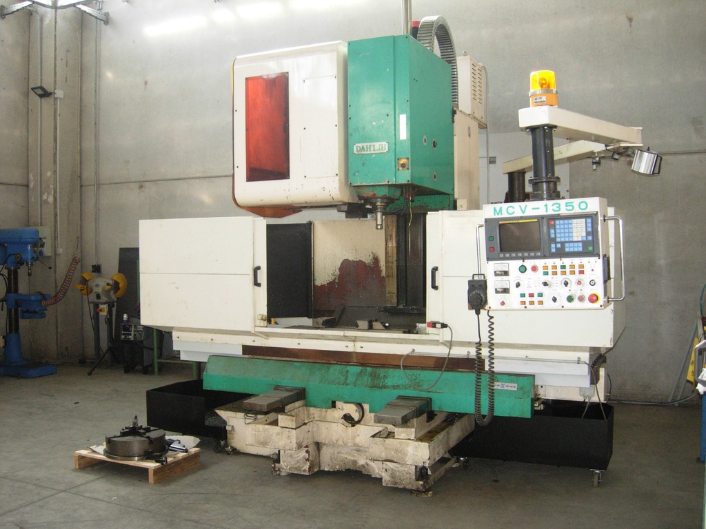 CENTRO DI LAVORO DAH LIH MCV1350 in vendita - foto 1