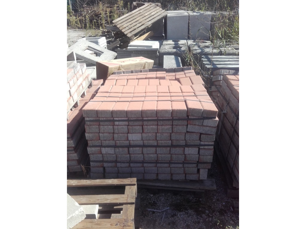 Stock materiali per edilizia di completamento in vendita - foto 1