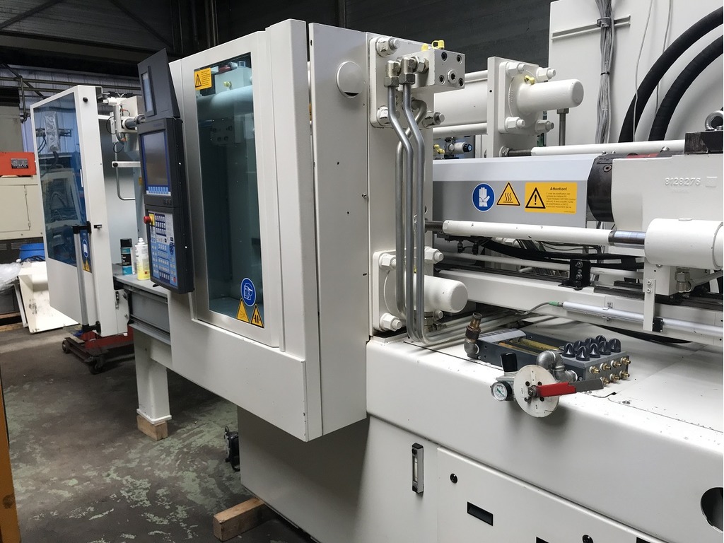 Pressa a iniezione KRAUSS MAFFEI KM 200/1400/C2 in vendita - foto 3