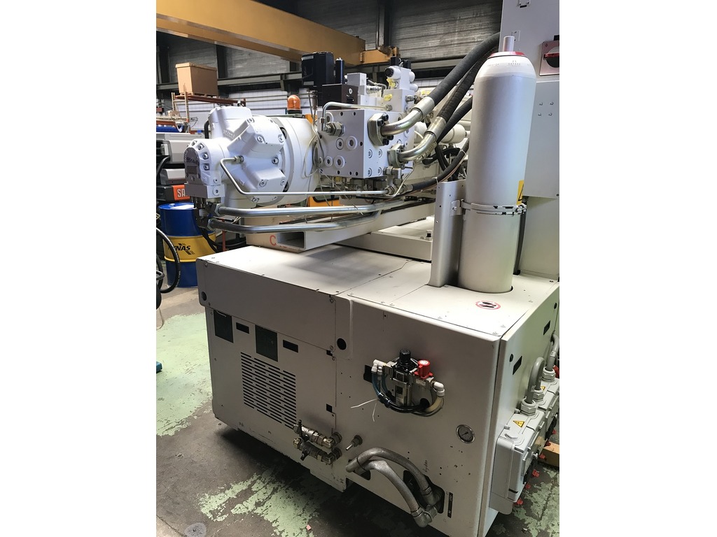 Pressa a iniezione KRAUSS MAFFEI KM 200/1400/C2 in vendita - foto 5