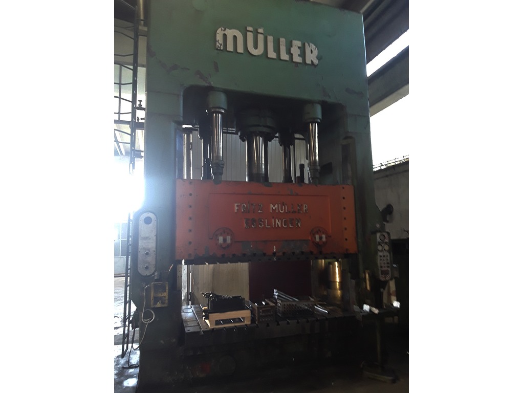 Muller 630 ton a doppio montante in vendita - foto 1