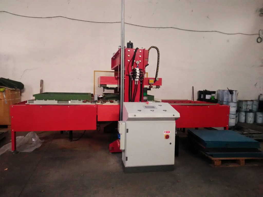 PRESSA PER STAMPAGGIO ELETTRICO in vendita - foto 5
