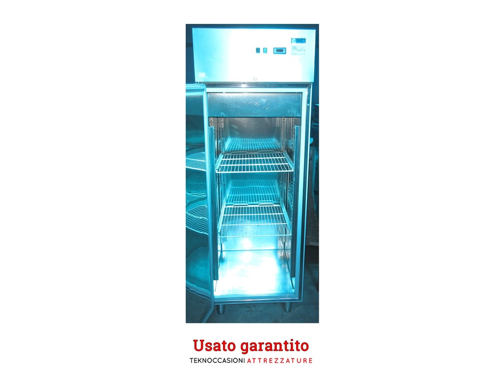 Armadio frigo 700 litri usato garantito in vendita - foto 1