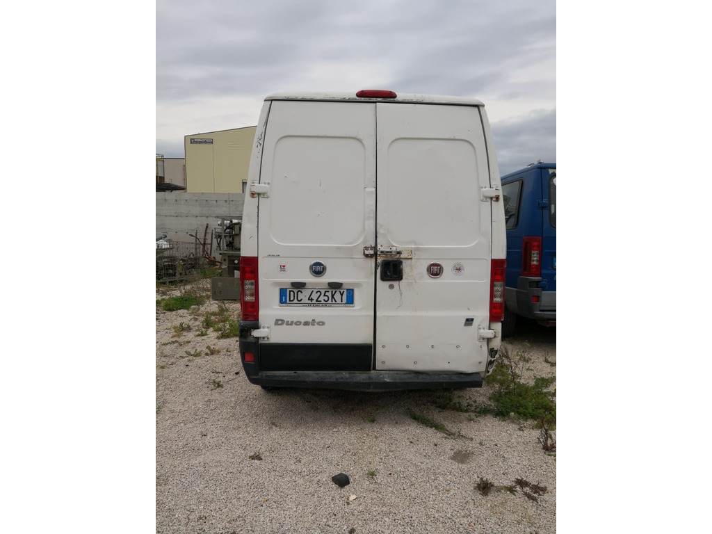 VENDESI FURGONI in vendita - foto 2