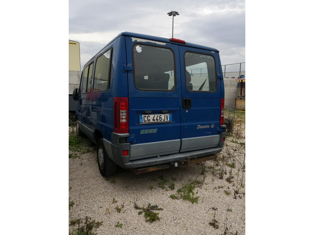 VENDESI FURGONI in vendita - foto 5