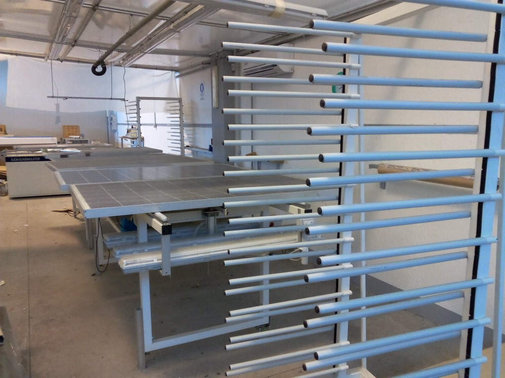Linea produzione pannelli fotovoltaici in vendita - foto 8