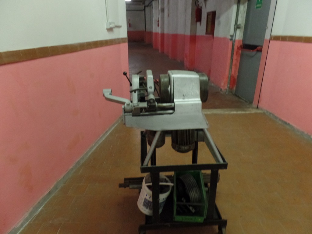 Vendo una filiera elettrica in vendita - foto 2