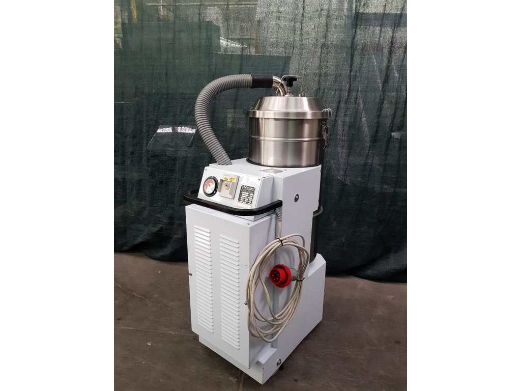 ASPIRATORE INDUSTRIALE PER POLVERI CFM Mod. 3156AXX (COD. IND-PR-ASP-35) in vendita - foto 1