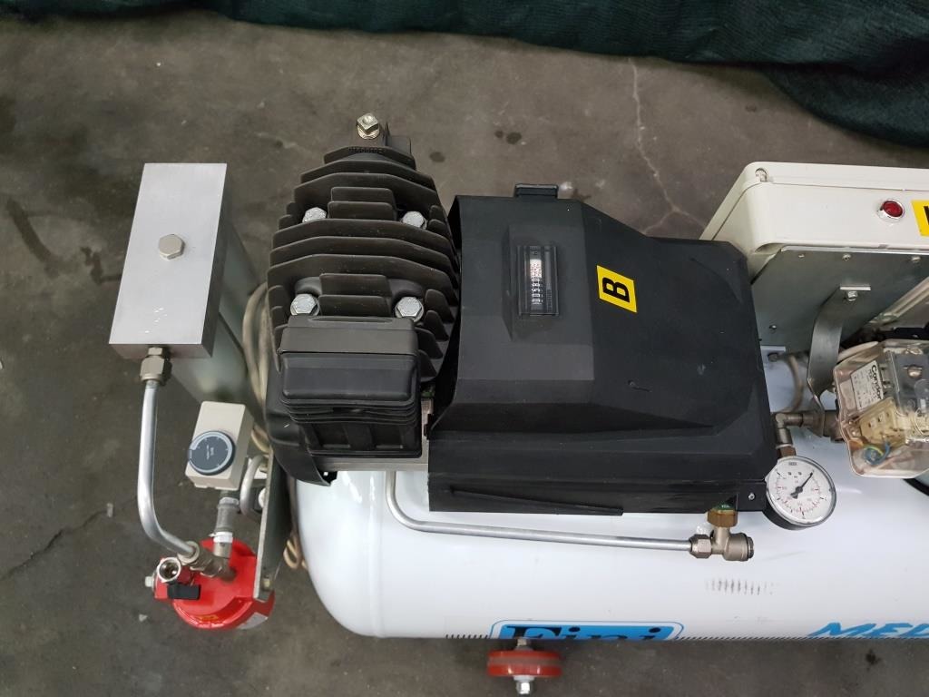 COMPRESSORE OIL-LESS PER LABORATORIO – FINI – MEDICAIR (IND-PR-COMPRE-12) in vendita - foto 2