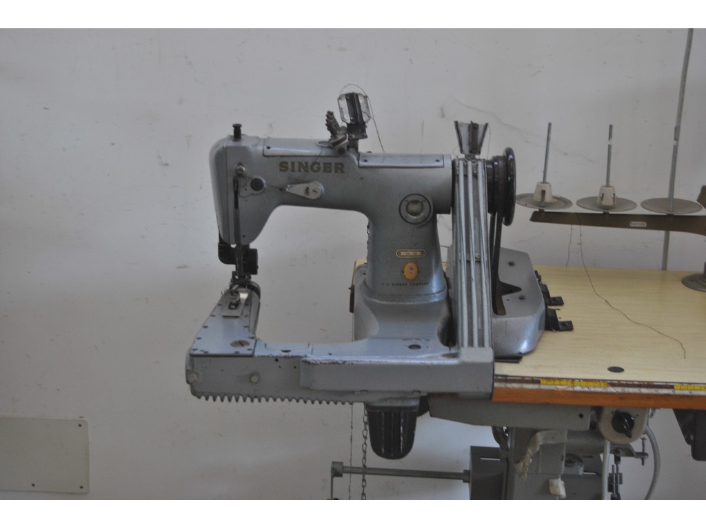 MACCHINE PER CUCIRE INDUSTRIALI in vendita - foto 4