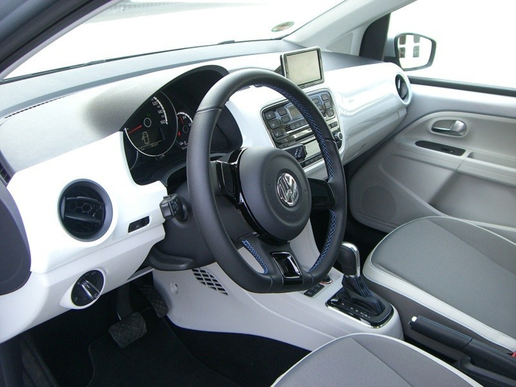 Volkswagen UP  1000€ in vendita - foto 4