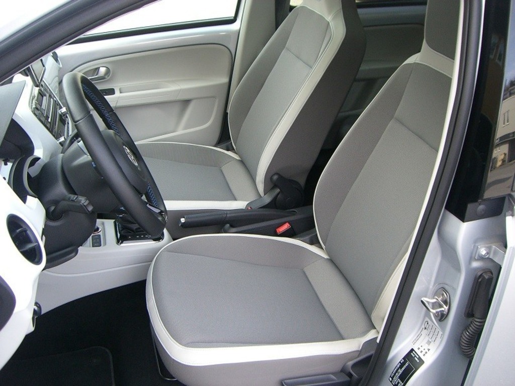 Volkswagen UP  1000€ in vendita - foto 5