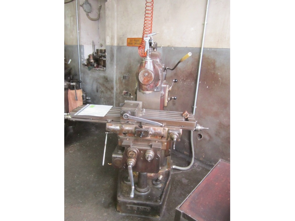 FRESATRICE ARNO ISO 40 TAVOLA 1000 x 300 mm in vendita - foto 1