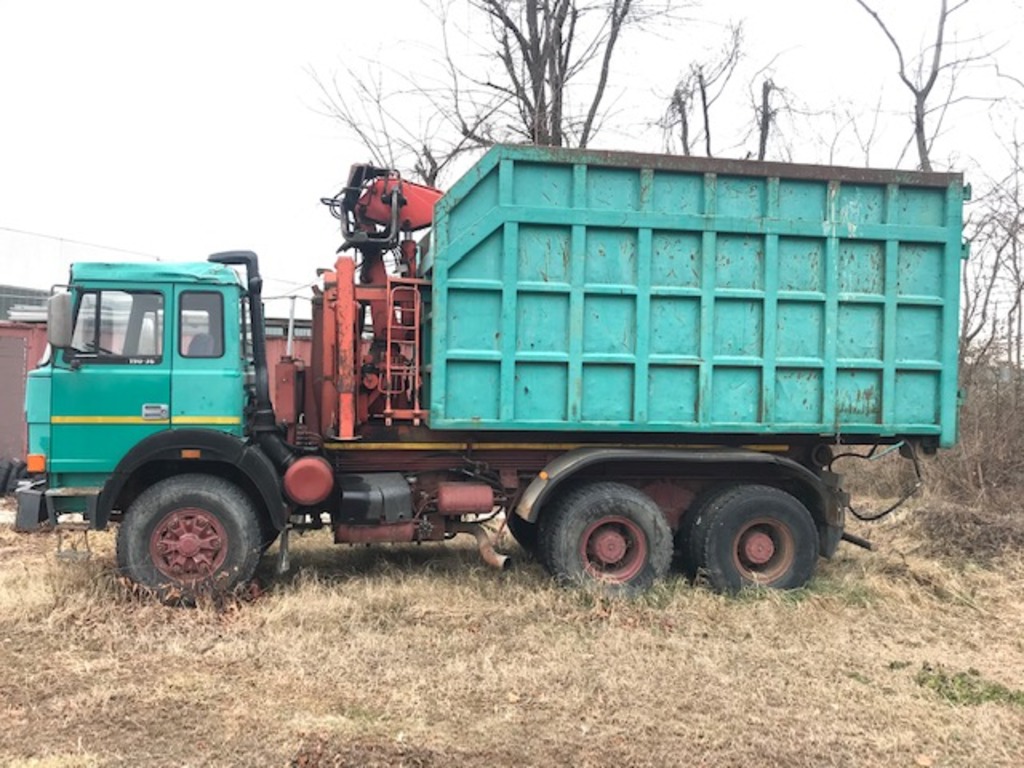 Autocarro Iveco Magirus 330 in vendita - foto 1