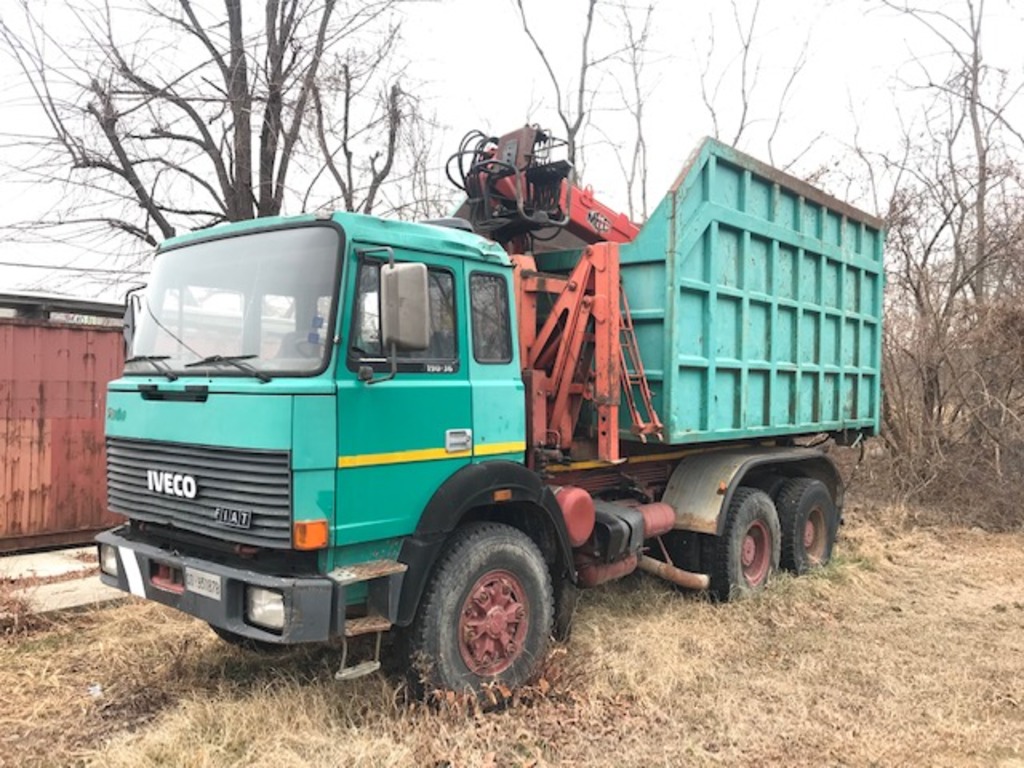 Autocarro Iveco Magirus 330 in vendita - foto 2