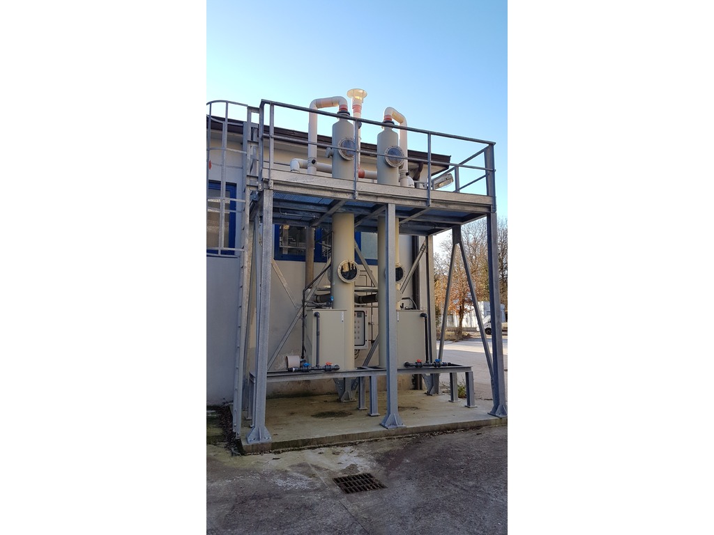 N.ro 2 Torri di abbattimento fumi ad umido (scrubber) in vendita - foto 1