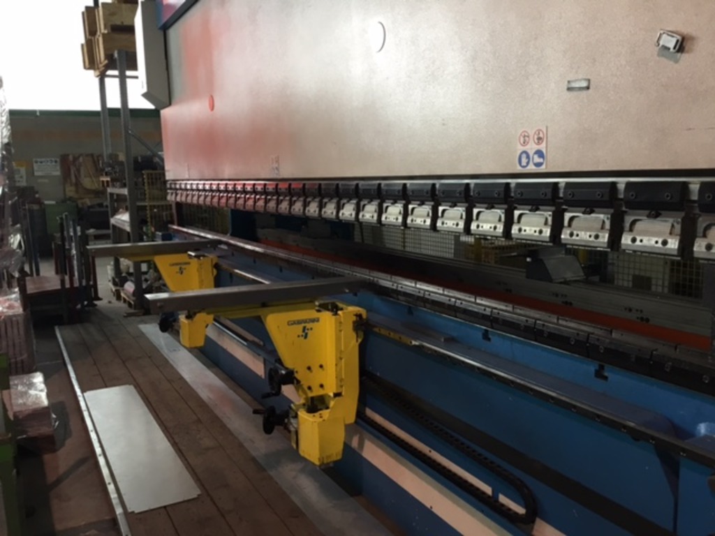 PRESSA PIEGATRICE GASPARINI 6100X300TON in vendita - foto 3