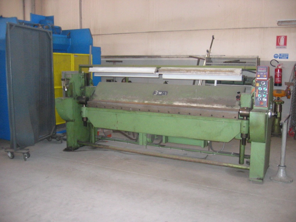 PIEGATRICE DISMA PER LATTONERIA 2550 x 3 mm in vendita - foto 1