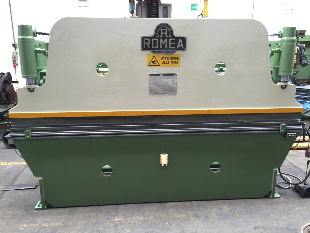 PRESSA PIEGATRICE ROMEA IDRAULICA 3050 x 40 TON in vendita - foto 1