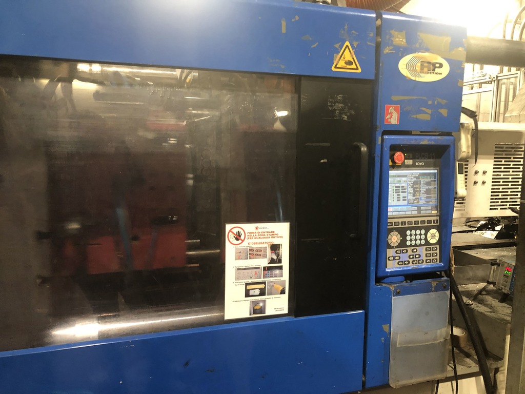 Pressa per iniezione - Code In 7213 in vendita - foto 4