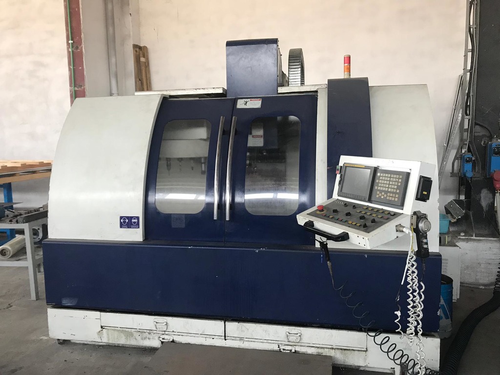 CENTRO DI LAVORO VERTICALE CNC EUMA SPINNER EV10190 - CONTROLLO FANUC in vendita - foto 1