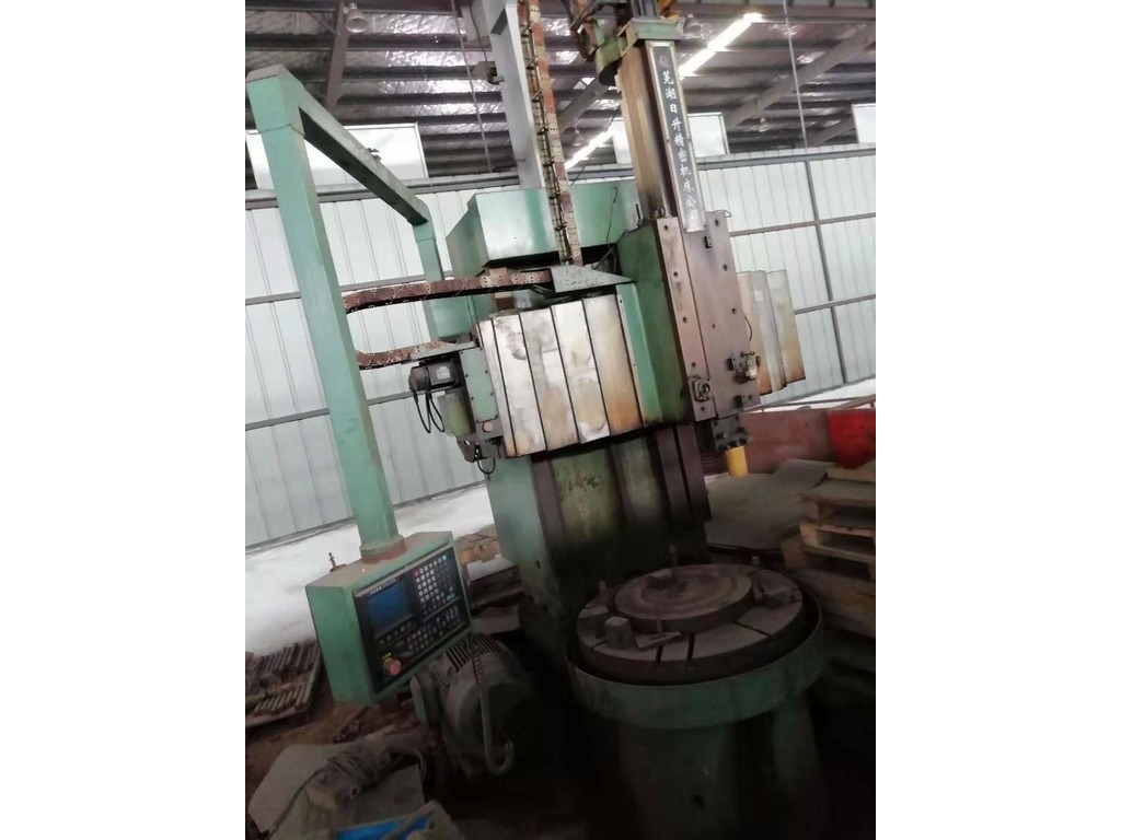 TORNI VERTICALI CNC USATO in vendita - foto 2